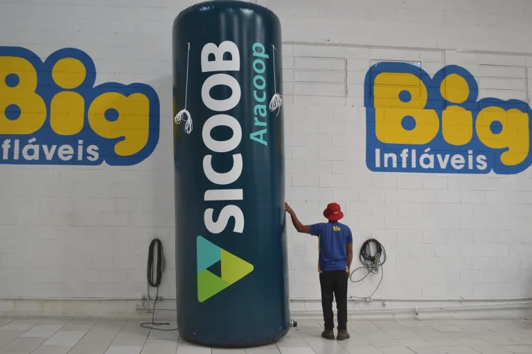 Totem inflável