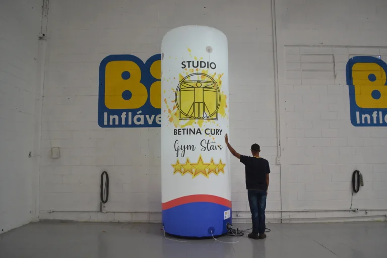 Totem inflável