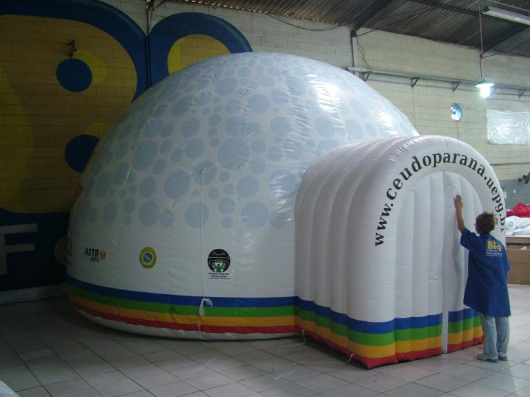 Planetário inflável