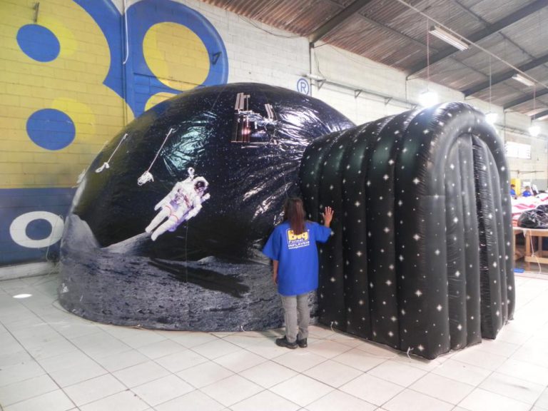 Planetário inflável