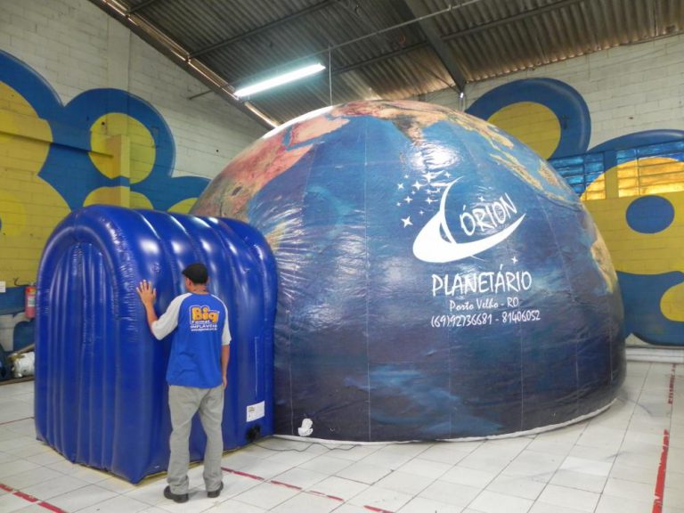 Planetário inflável